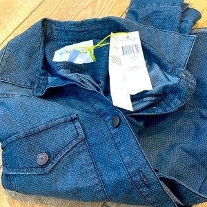 Woman’s shirt